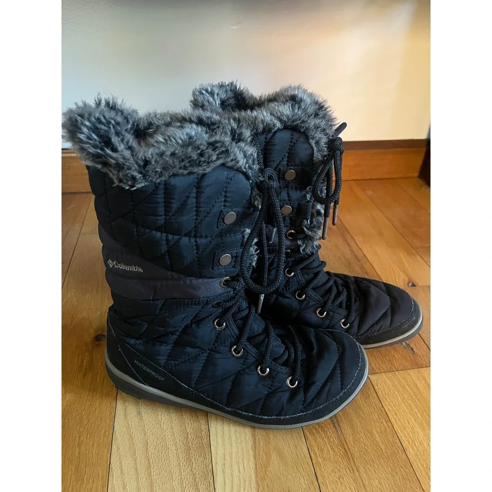 Columbia Women's Heavenly Omni-Heat winter boots‎ in black size 6